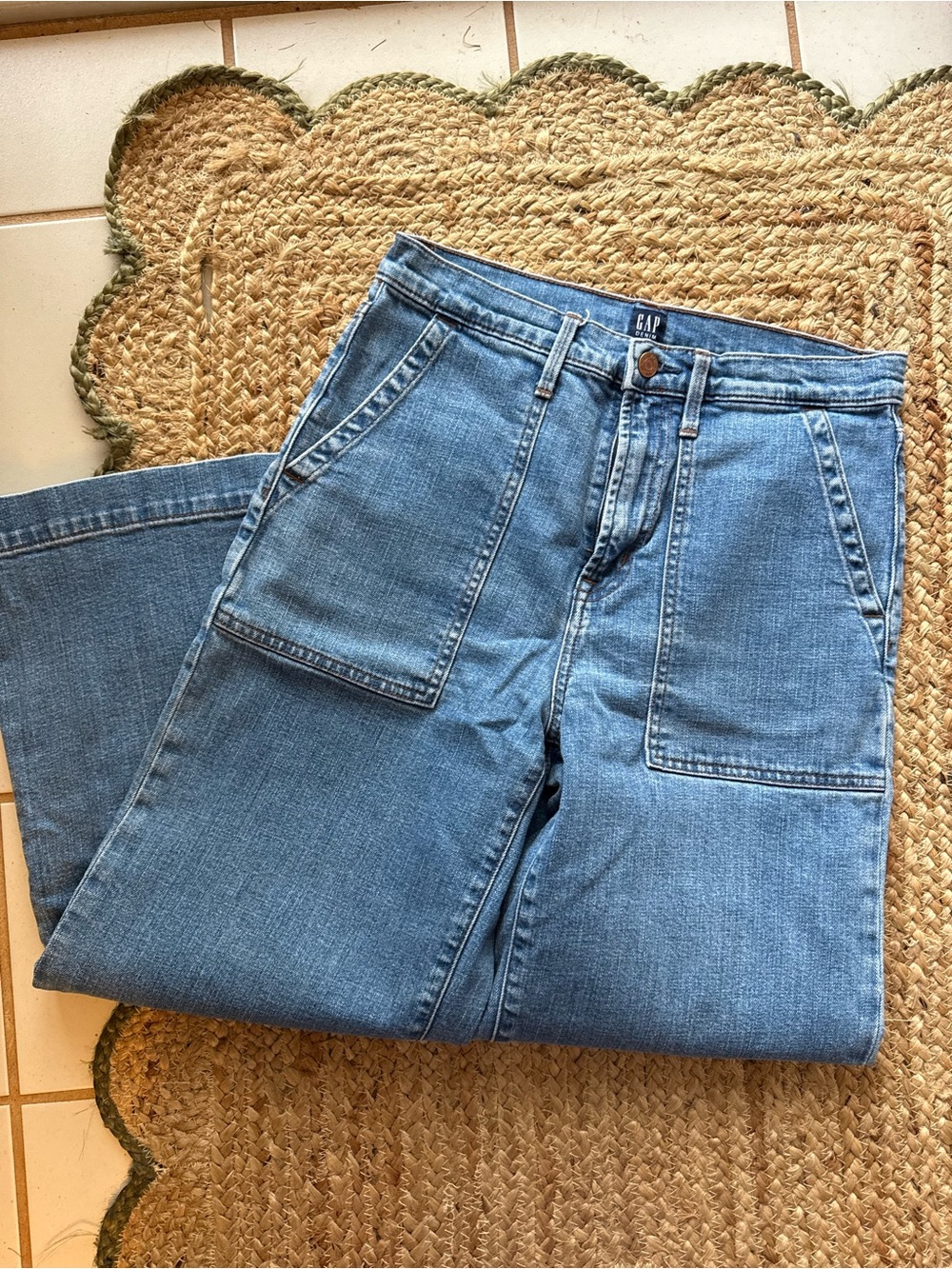 GAP Light Blue Wide-Leg Carpenter Jeans with front pockets